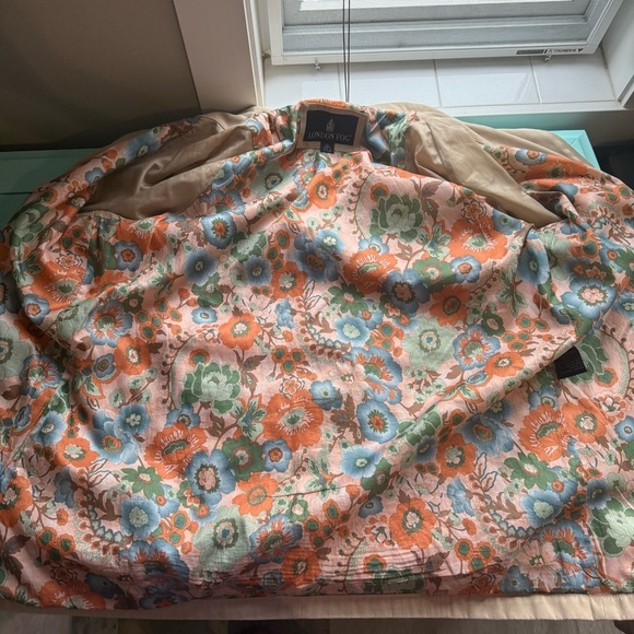 London Fog Light Tan Beige Zippered Jacket with Floral Lining Women’s XL - Picture 7 of 13
